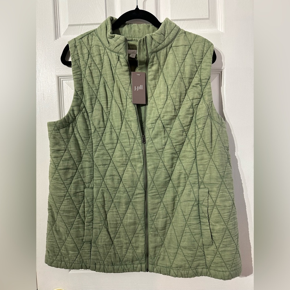 NWT J. Jill Green Quilted Vest Lightweight Layering Essential (L)